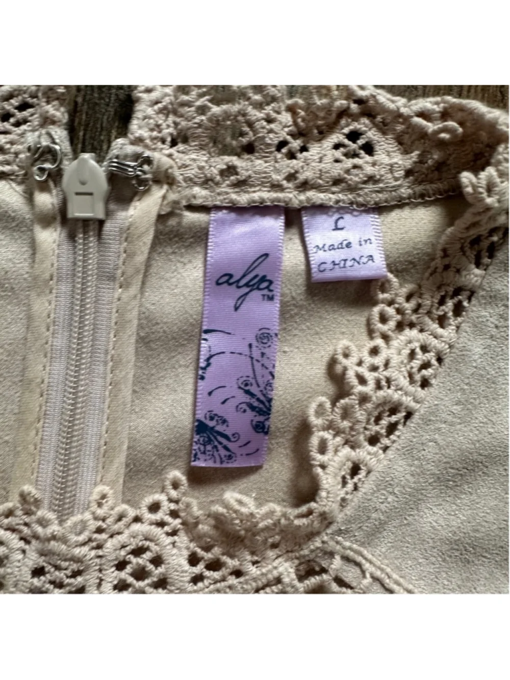 Women's Alya Dress Size L Beige Summer - Picture 3 of 9